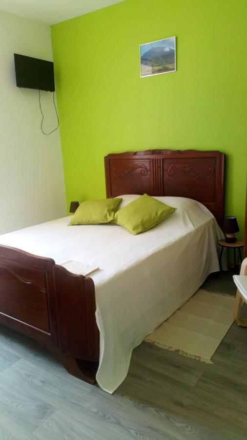 Escale Reunionnaise Bed & Breakfast Chirac  Exterior photo